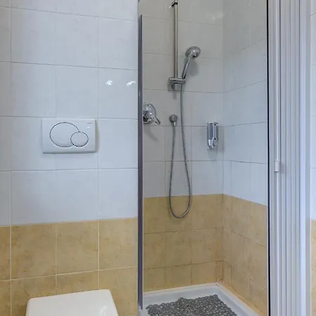 Moderno Monolocale E Terrazzo 10 Min Dal Centro