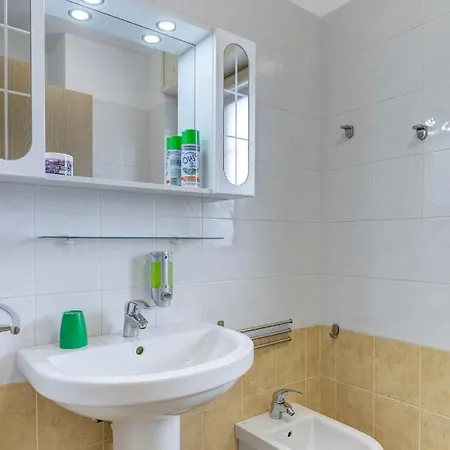 Moderno Monolocale E Terrazzo 10 Min Dal Centro Appartement *