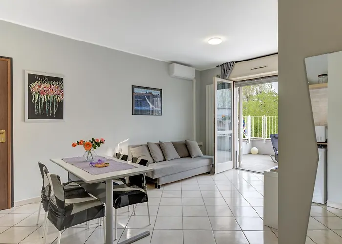 Apartment Moderno Monolocale E Terrazzo 10 Min Dal Centro