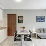 Moderno Monolocale E Terrazzo 10 Min Dal Centro