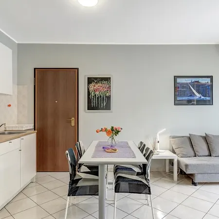 Moderno Monolocale E Terrazzo 10 Min Dal Centro