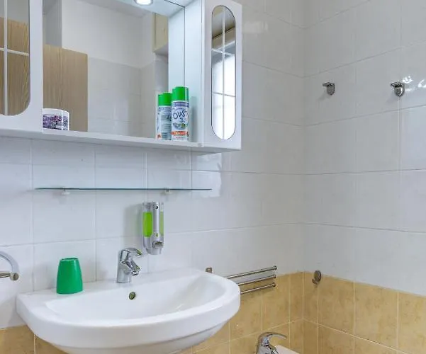 Moderno Monolocale E Terrazzo 10 Min Dal Centro Apartamento *