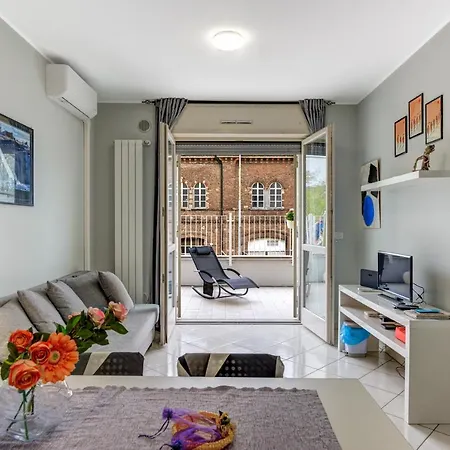 Moderno Monolocale E Terrazzo 10 Min Dal Centro Apartment