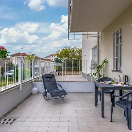 Moderno Monolocale E Terrazzo 10 Min Dal Centro